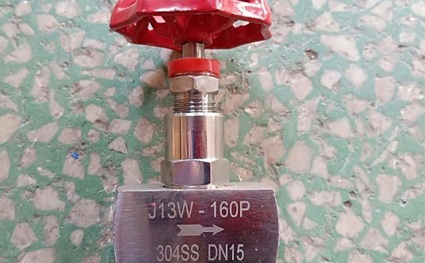 內螺紋針型閥J13W實物圖1 內螺紋針型閥J13W